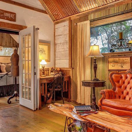 Pet-Friendly Wimberley Cabin With Fire Pit And Hot Tub Dış mekan fotoğraf